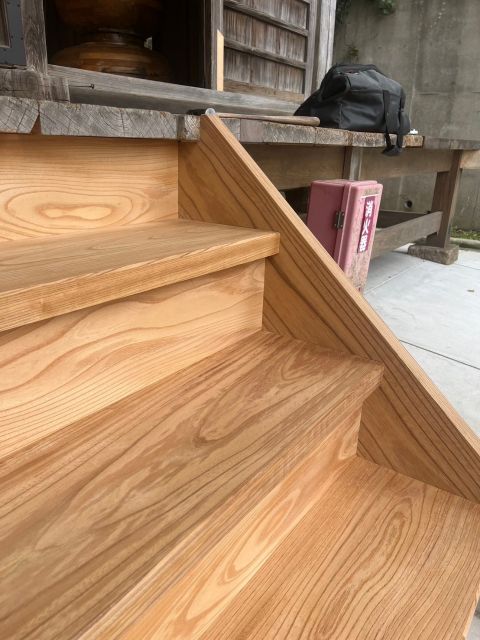 【横浜市 E寺 御堂階段】 アイキャッチ画像