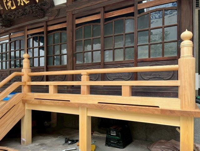 【新宿区 J院 本堂高欄改修工事】 アイキャッチ画像